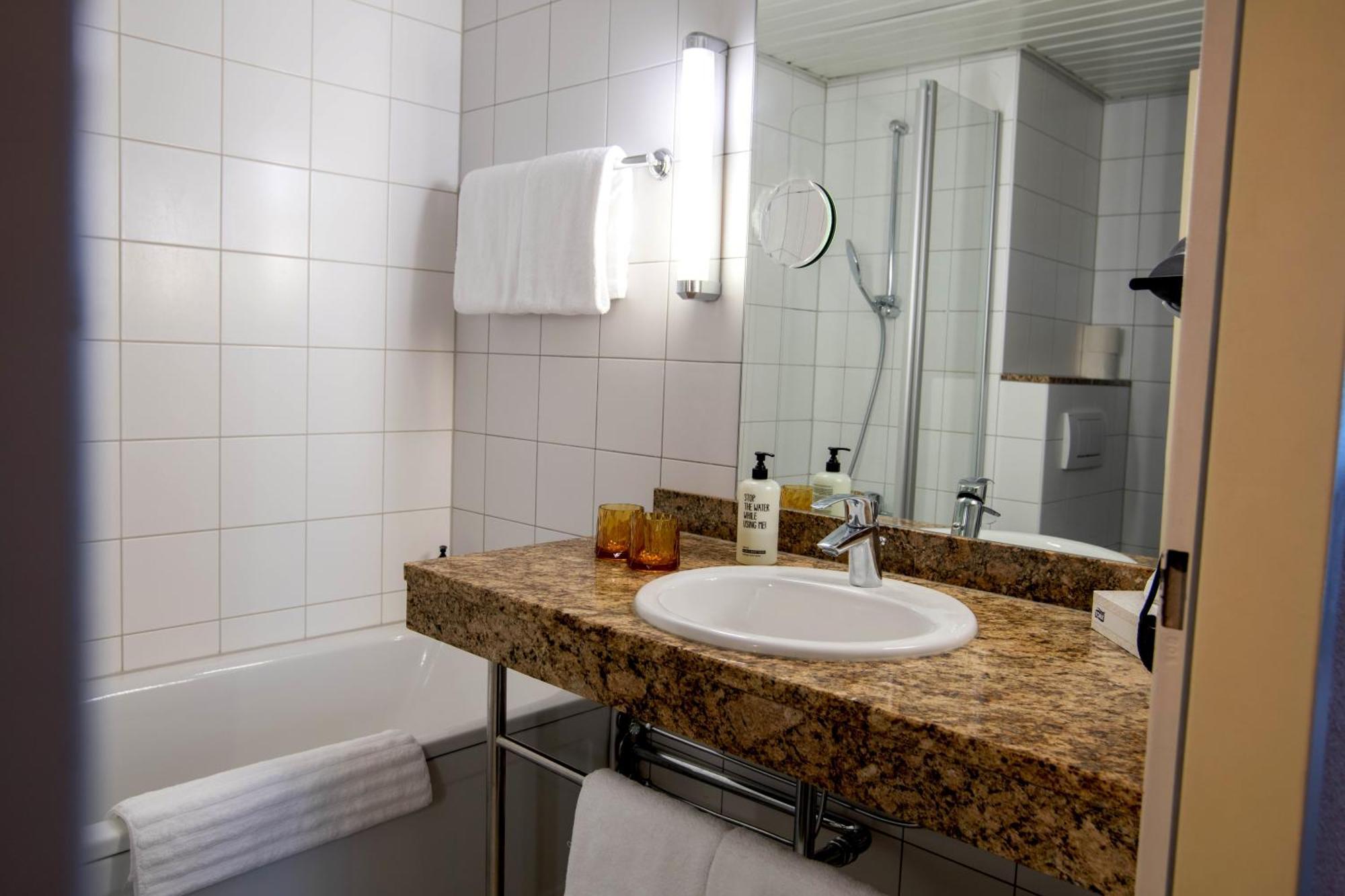 Best Western Conference Airporthotel Frankfurt Moerfelden מראה חיצוני תמונה
