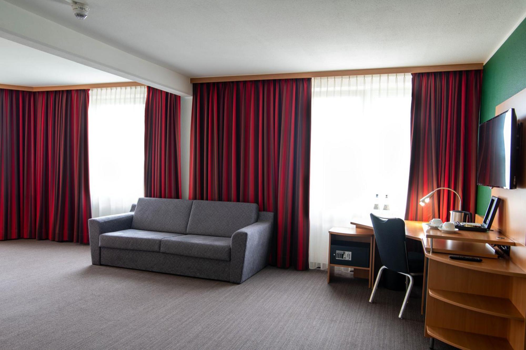 Best Western Conference Airporthotel Frankfurt Moerfelden מראה חיצוני תמונה